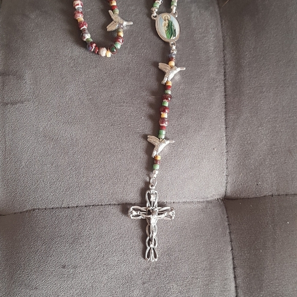 Hummingbird With Woodland Red Green All Beaded Jesus Rosary Catholic Religious - Picture 2 of 7